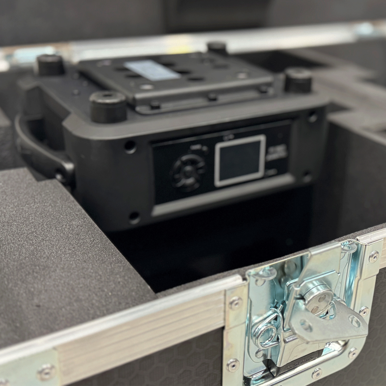 Prolights LUMA1500SH Twin Moving Head Flightcase